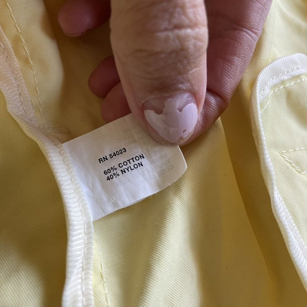 Women’s Gap Yellow Coat Size Medium - Picture 6 of 6